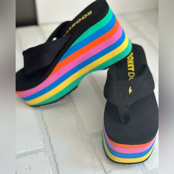 Rocket Dog rainbow platforms 🌈 - Picture 2 of 5